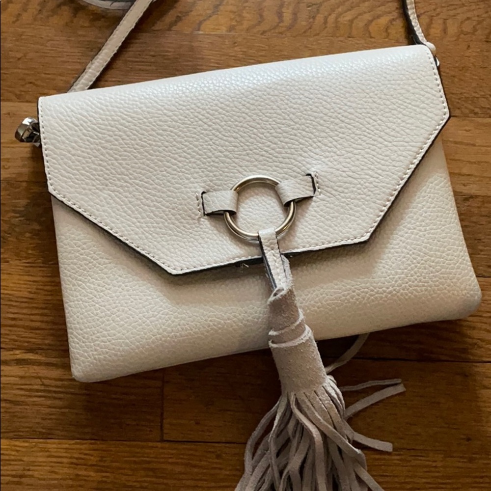 White vegan leather crossbody purse with tassel